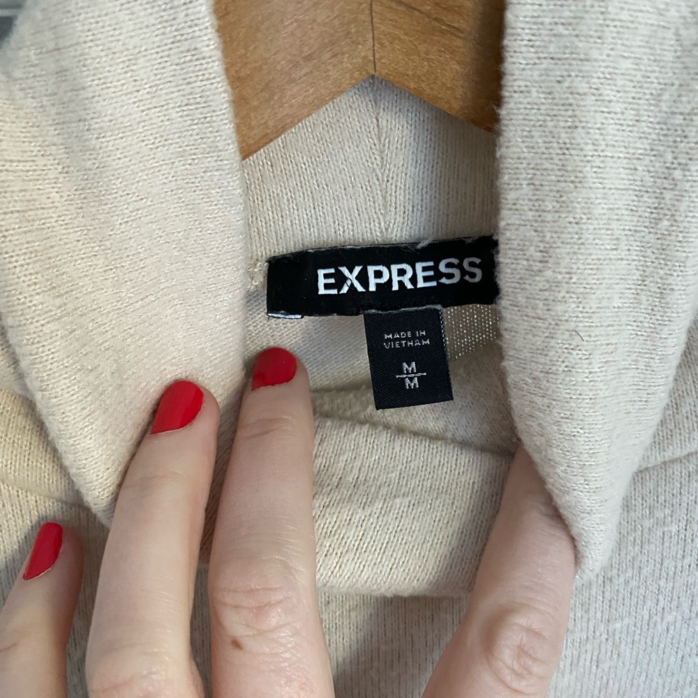 Express turtleneck sweater - Picture 3 of 3